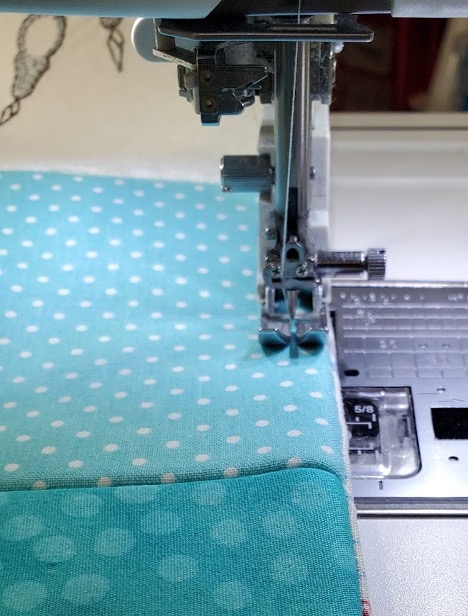 Stitched Sewing Machine Cover attach pockets